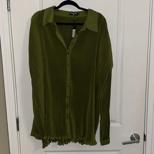 Matching set with scalloped hem